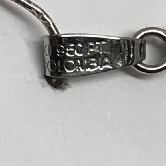 New Platinum Cross Pendant - Picture 7 of 8